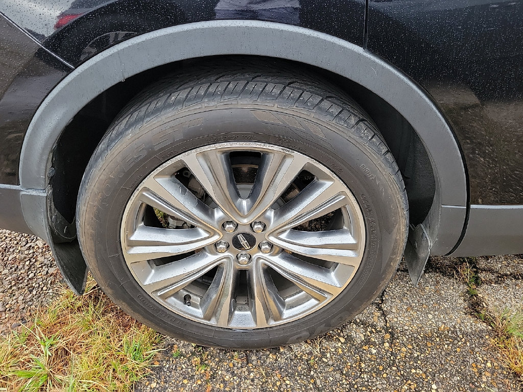 Used 2016 Lincoln MKX Reserve w/ Luxury Package AWD/4WD image 5