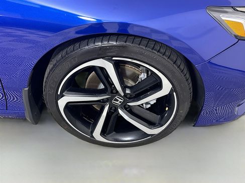Used 2020 Honda Accord Sport image 32