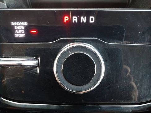 Used 2022 Jeep Grand Cherokee Limited AWD/4WD image 25