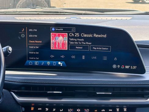 Certified 2024 Cadillac XT4 Premium Luxury AWD/4WD image 14