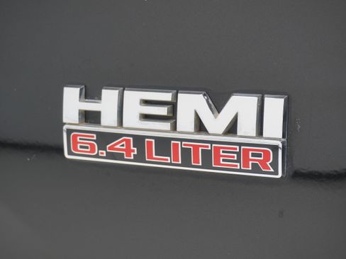 Used 2018 RAM 2500 Tradesman w/ Chrome Appearance Group AWD/4WD image 7