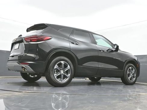 Used 2025 Chevrolet Blazer LT FWD image 43