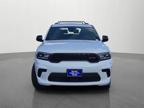 Used 2024 Dodge Durango GT image 2