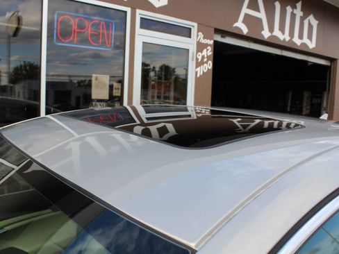 Used 2011 Buick Regal CXL w/ RL2 Preferred Equipment Group image 11