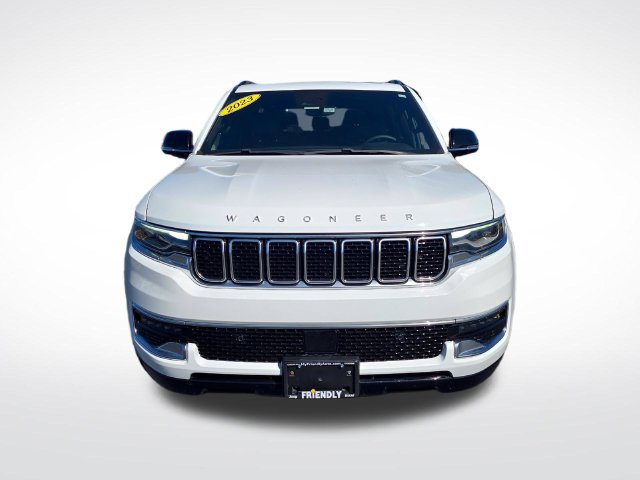 Used 2023 Jeep Wagoneer 4WD w/ Premium Group I image 2