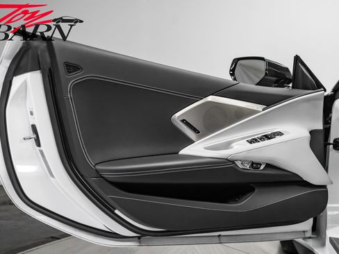 Used 2023 Chevrolet Corvette Stingray Preferred Conv w/ Z51 Performance Package RWD image 29