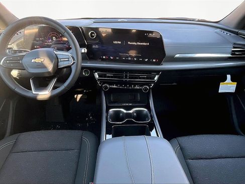 New 2026 Chevrolet Traverse LT w/ Driver Confidence Package image 6