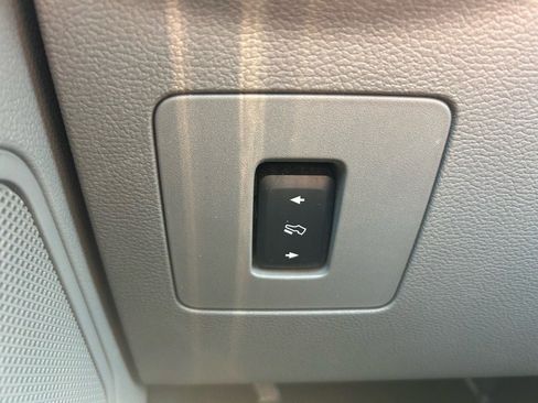 Used 2017 Ford F150 XLT w/ Equipment Group 302A Luxury image 29