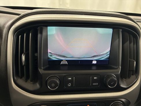 Used 2022 GMC Canyon Elevation image 17