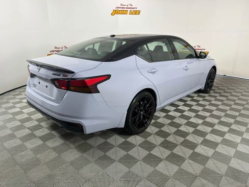 New 2026 Nissan Altima 2.5 SR w/ SR Midnight Edition Package image 6