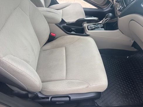 Used 2013 Honda Civic LX image 13