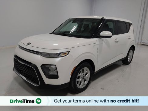 Used 2020 Kia Soul S image 1