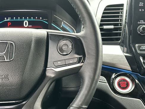 Used 2023 Honda Odyssey Touring image 11