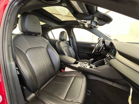 New 2025 Alfa Romeo Giulia w/ Driving Assist Package image 11