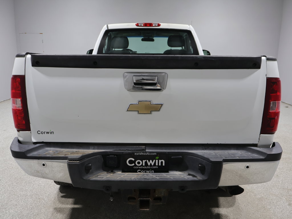 Used 2013 Chevrolet Silverado 2500 W/T w/ Snow Plow Prep Package AWD/4WD image 6