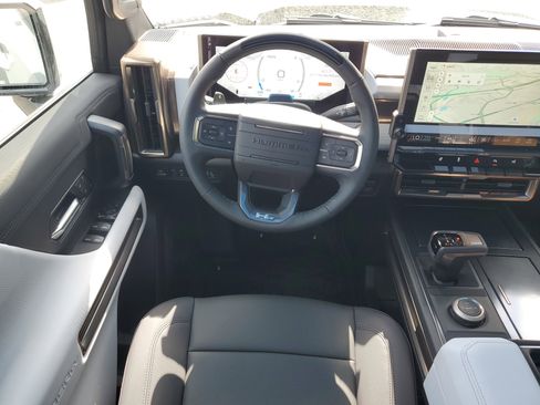 New 2025 GMC Hummer EV 2X image 15