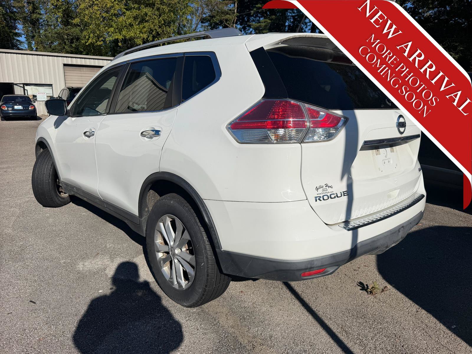 Used 2016 Nissan Rogue SV AWD/4WD image 5