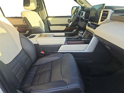 Used 2024 Toyota Sequoia Capstone image 15