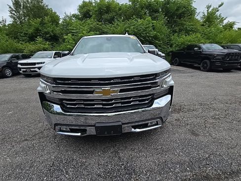Used 2022 Chevrolet Silverado 1500 LTZ w/ LTZ Premium Package AWD/4WD image 13
