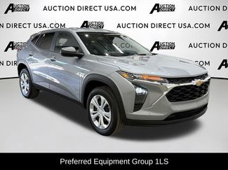 Used 2025 Chevrolet Trax LS video 2