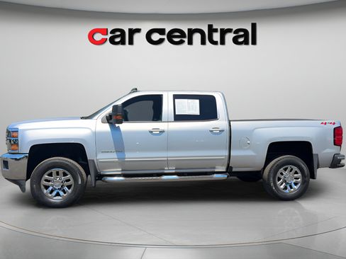 Used 2018 Chevrolet Silverado 2500 LT w/ All Star Edition AWD/4WD image 2