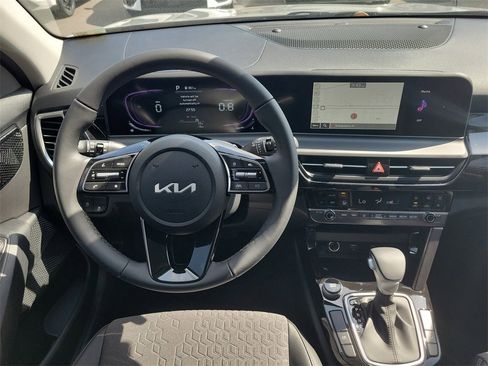 New 2026 Kia Seltos S image 18