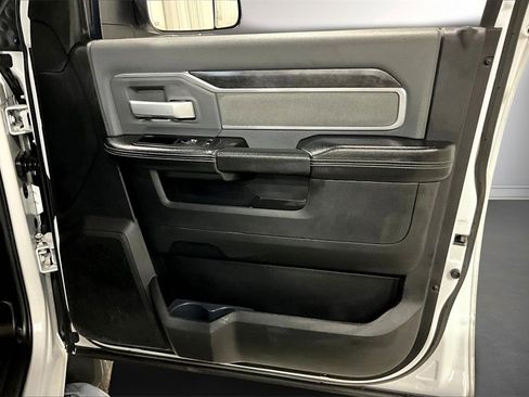 Used 2021 RAM 2500 Big Horn image 29