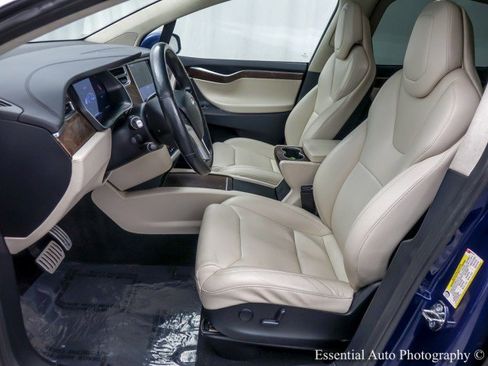 Used 2018 Tesla Model X P100D image 12