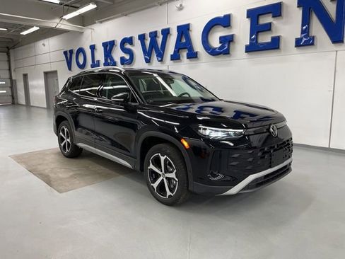 New 2026 Volkswagen Tiguan SE image 5