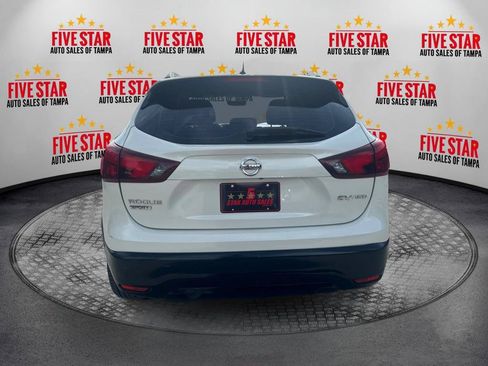 Used 2017 Nissan Rogue Sport SV w/ SV Premium Package AWD/4WD image 6