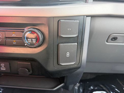 Used 2023 Ford F150 XLT AWD/4WD image 46