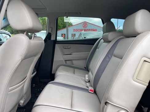Used 2010 MAZDA CX-9 Touring w/ Moonroof & Bose Audio Pkg AWD/4WD image 12
