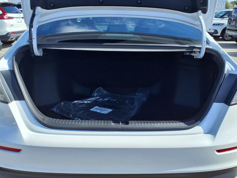 Used 2026 Honda Accord LX image 18