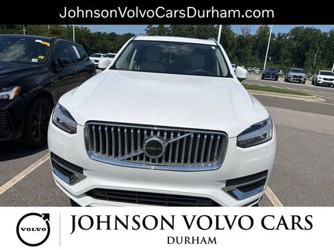 Used 2024 Volvo XC90 T8 Ultimate w/ Lounge Package AWD/4WD image 4