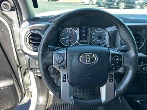 Used 2023 Toyota Tacoma SR5 RWD image 19