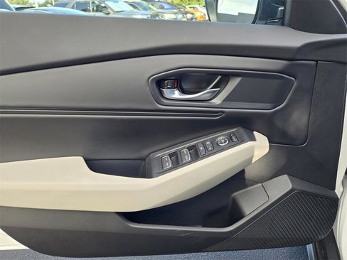 New 2025 Honda Accord SE image 17