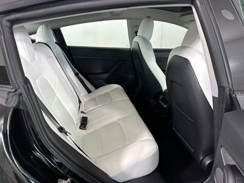 Used 2021 Tesla Model 3 Long Range image 26