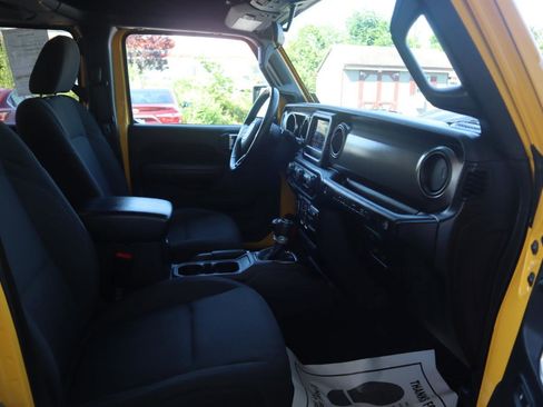 Used 2020 Jeep Wrangler Unlimited Sport S AWD/4WD image 35