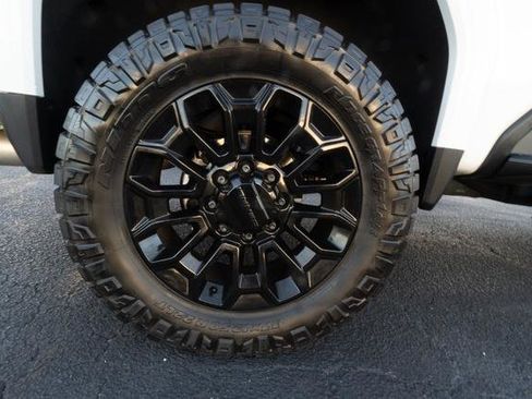 Used 2025 GMC Sierra 2500 Denali Ultimate image 43