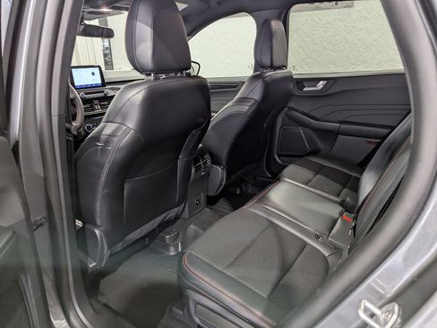 Used 2025 Ford Escape ST-Line Select w/ Class II Trailer Tow Package AWD/4WD image 11