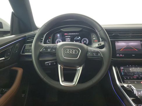 Used 2023 Audi Q8 Premium Plus image 16