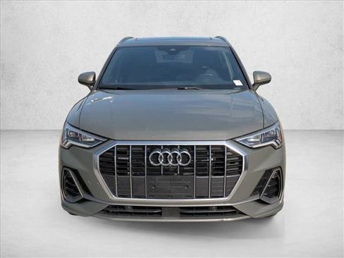 Used 2024 Audi Q3 2.0T Premium Plus w/ Premium Plus Package image 2