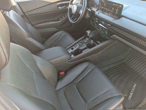 Used 2025 Honda Accord EX-L image 14
