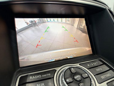 Used 2011 INFINITI G25 x w/ Moonroof Pkg AWD/4WD image 24