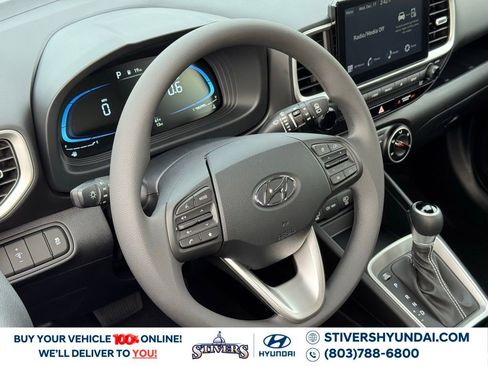 New 2026 Hyundai Venue SE image 17