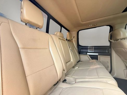 Used 2017 Ford F250 Lariat w/ Lariat Ultimate Package AWD/4WD image 20