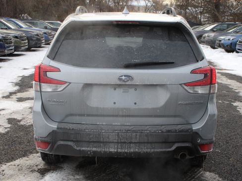 Used 2023 Subaru Forester Limited image 6