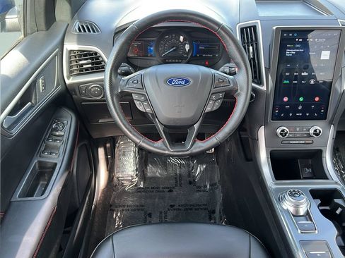 Used 2022 Ford Edge ST-Line AWD/4WD image 12