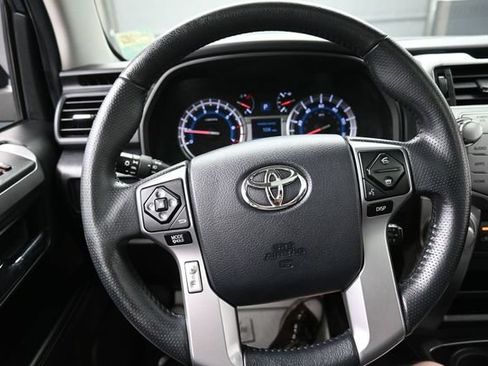 Used 2019 Toyota 4Runner SR5 Premium AWD/4WD image 8