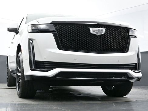 Used 2023 Cadillac Escalade Sport Platinum w/ LPO, ONYX Package AWD/4WD image 54